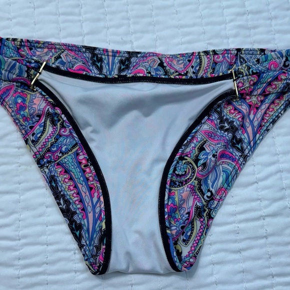 Victoria's Secret Pink and Blue Halter Bikini Set Size 34D - Picture 12 of 13